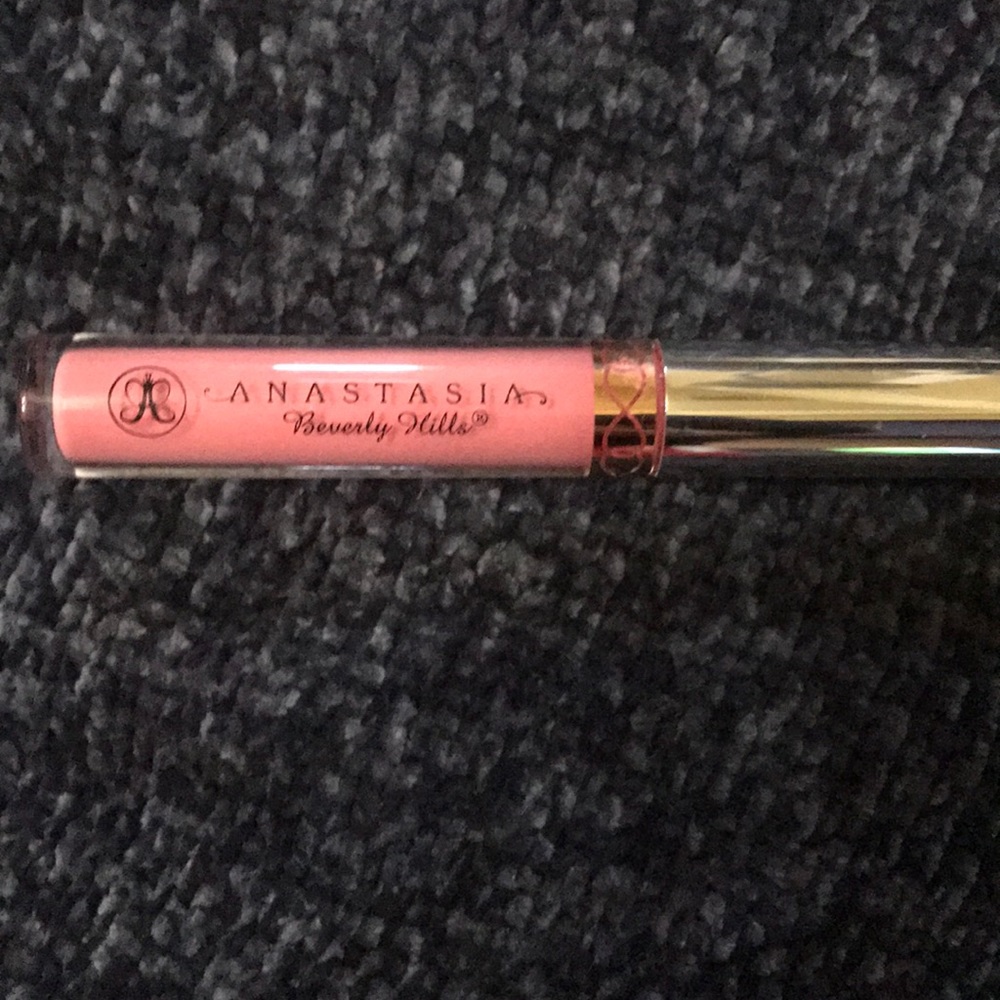 Anastasia lip paint